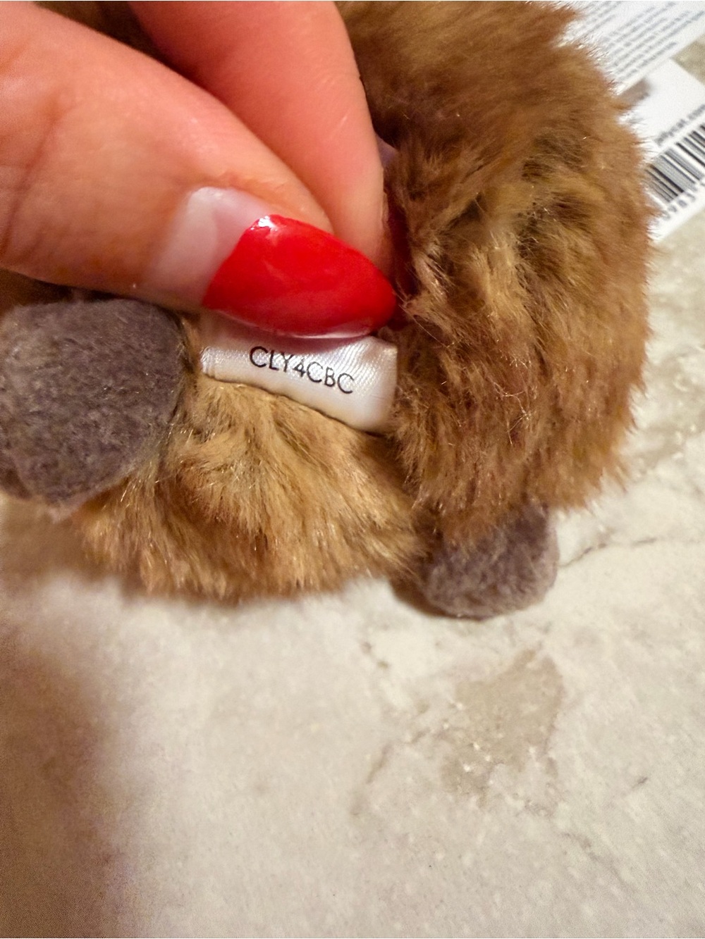 Jellycat Clyde capybara bag charm with tags authentic - Picture 8 of 8